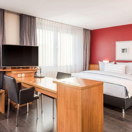 Hotel Wolfsburg Centrum, Affiliated By Melia מראה חיצוני תמונה