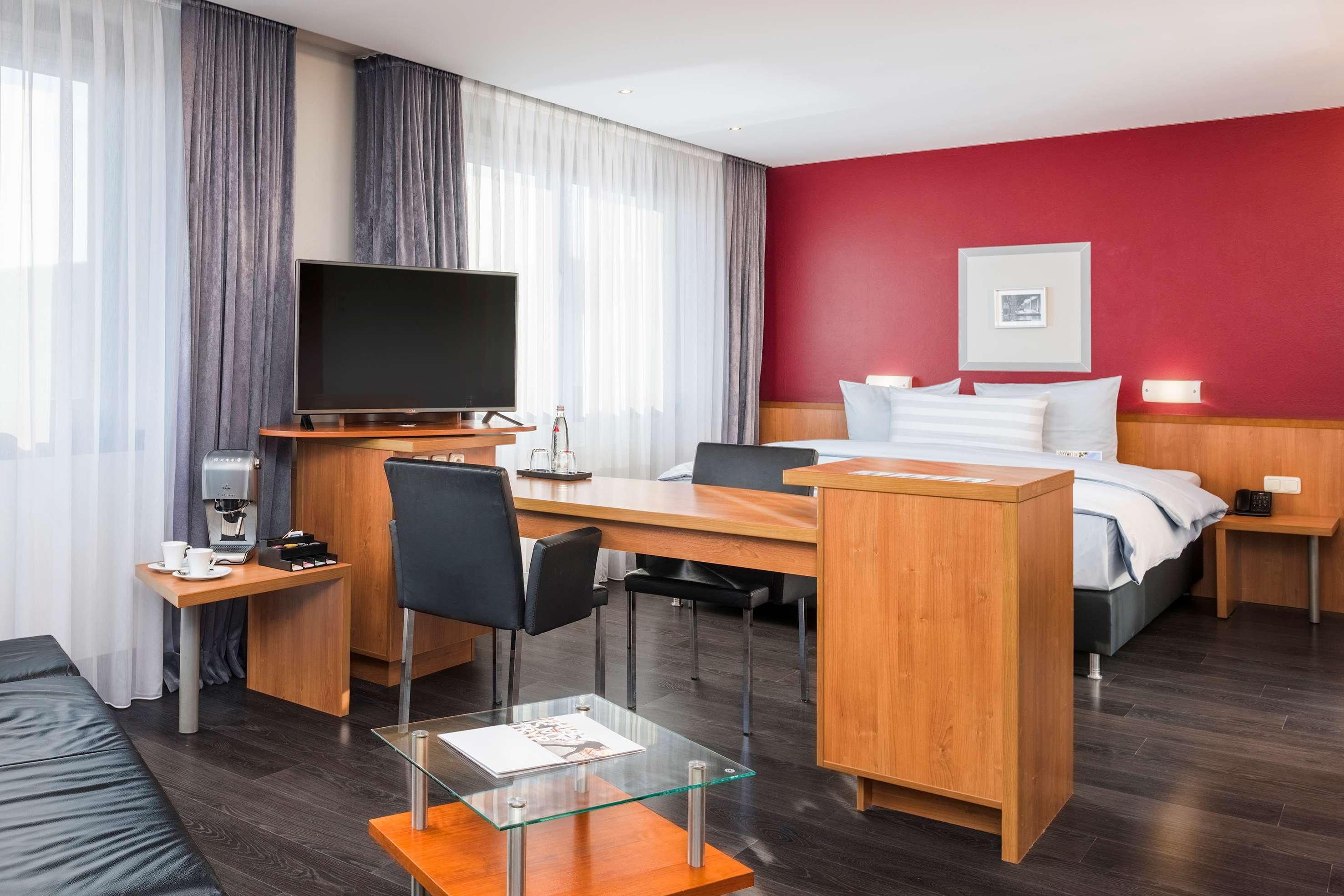 Hotel Wolfsburg Centrum, Affiliated By Melia מראה חיצוני תמונה