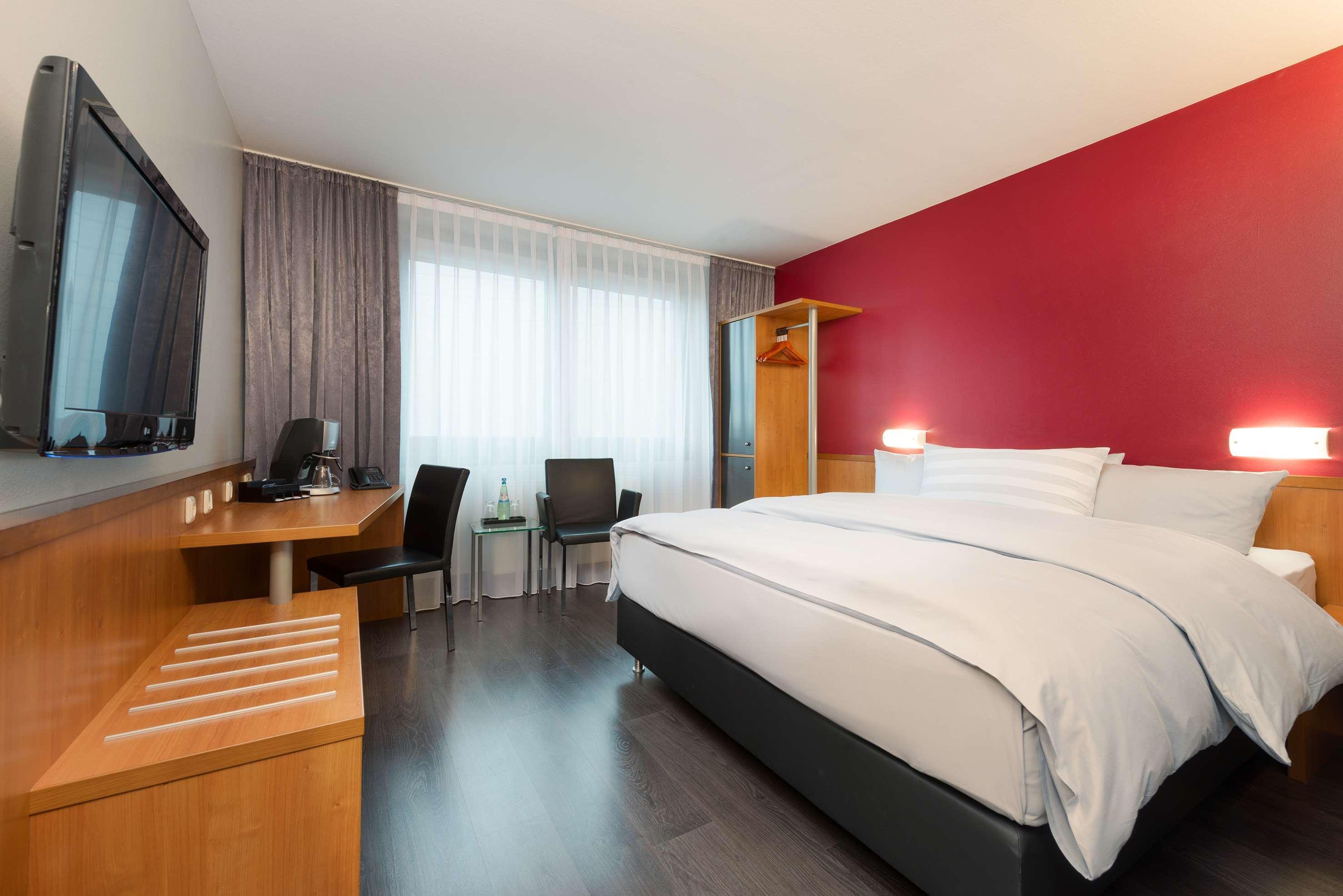 Hotel Wolfsburg Centrum, Affiliated By Melia מראה חיצוני תמונה