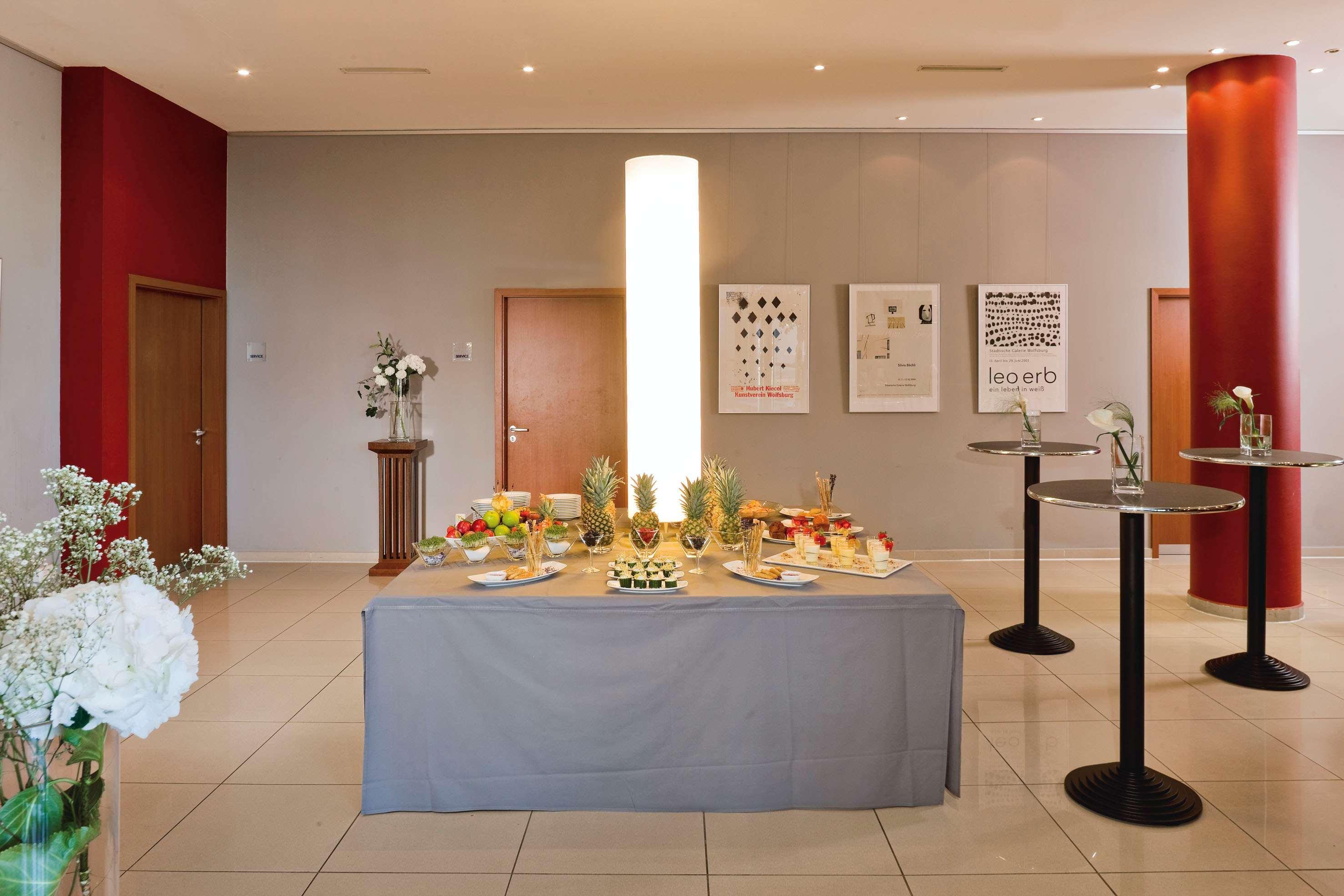 Hotel Wolfsburg Centrum, Affiliated By Melia מראה חיצוני תמונה