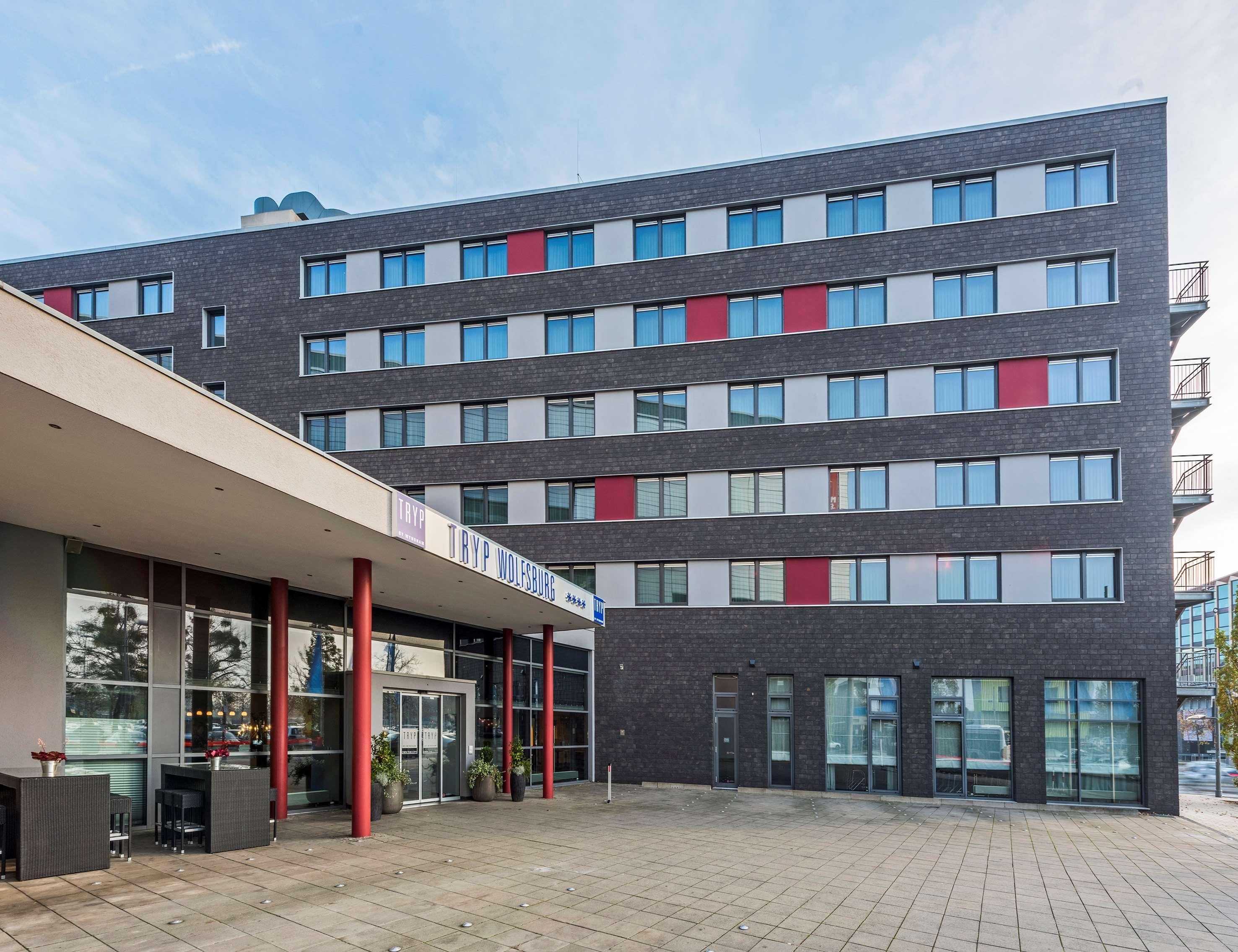Hotel Wolfsburg Centrum, Affiliated By Melia מראה חיצוני תמונה