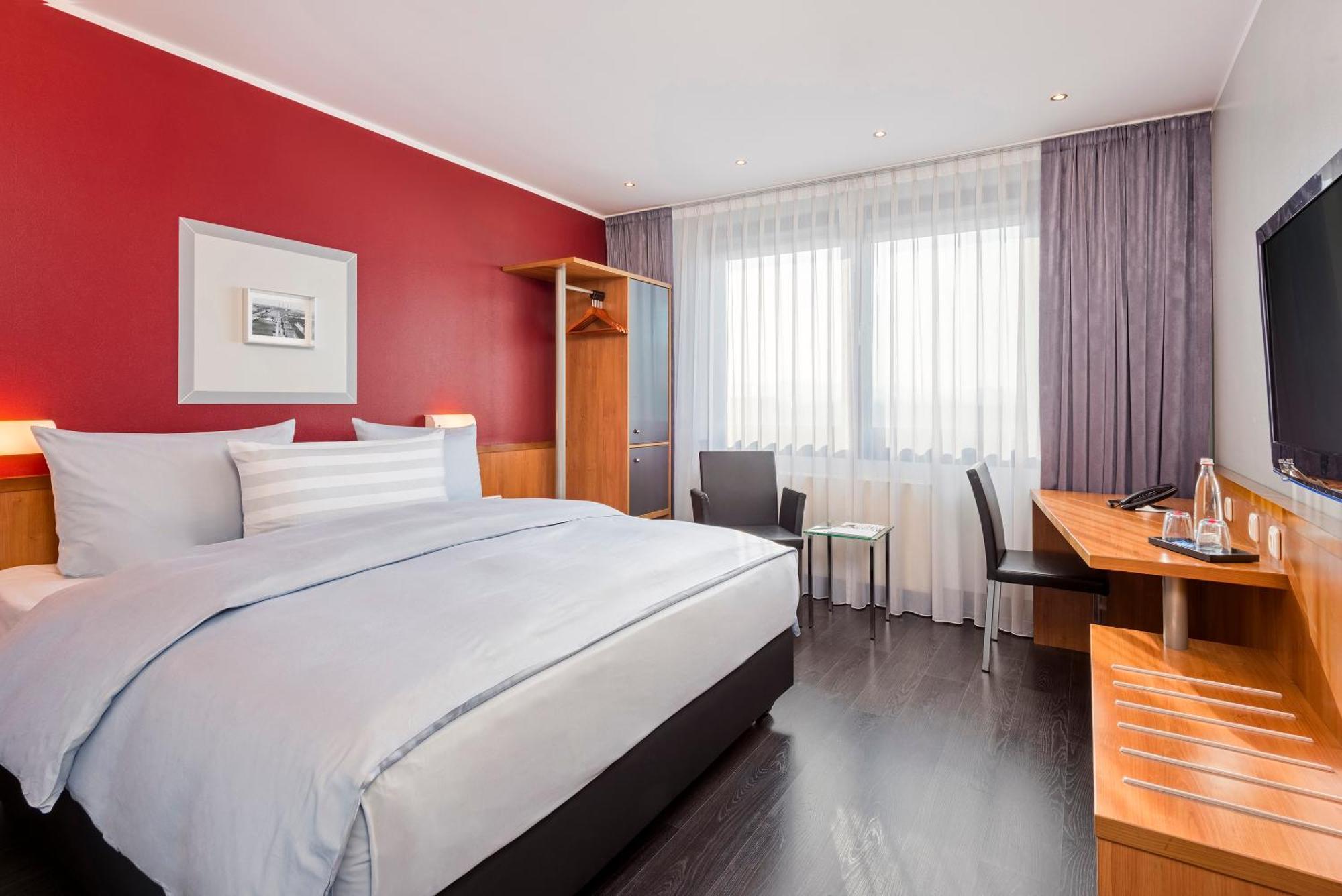 Hotel Wolfsburg Centrum, Affiliated By Melia מראה חיצוני תמונה
